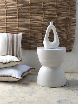 [category]_106_TABOURET BALI